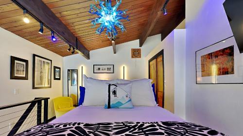 Snowmass Village Casa | Timberline Condominiums Studio Loft Deluxe Unit 315