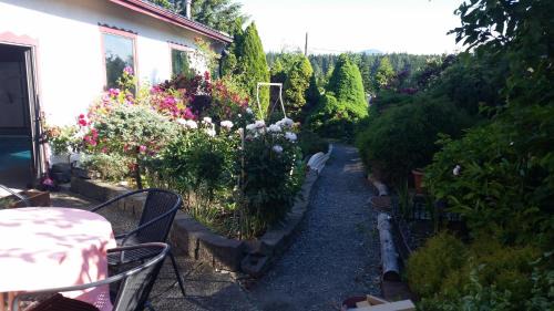 Port Alberni Hotel | Timberlodge RV & Campground