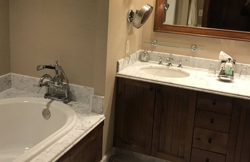 Avon Condominio | Timbers Bachelor Gulch/Free Lift Tickets/Steps to lift
