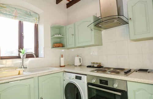 Weybourne Cabaña | TIMBERS, pet friendly, country holiday cottage in Weybourne