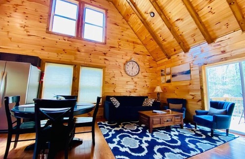 Rogers Cabina | Timberview Cabin | RRG-LUX | hot tub