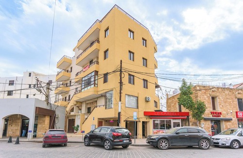 Batroun Apartamento | Timberwood Studio in Batroun