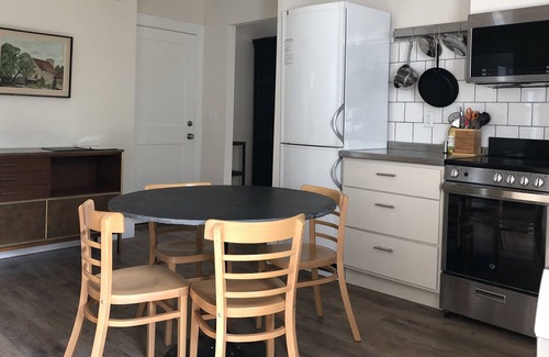 Meredith Apartamento | Time for Hygge at Downtown Meredith