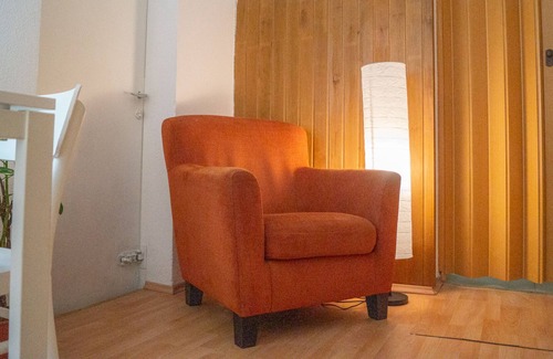Matzleinsdorf Apartamento | Timeless 2BR Near Downtown