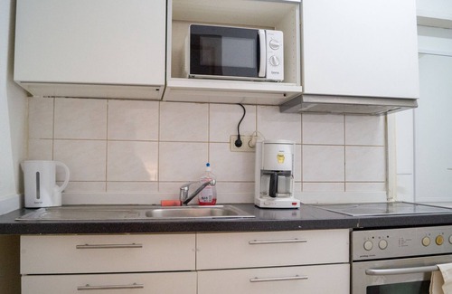 Matzleinsdorf Apartamento | Timeless 2BR Near Downtown