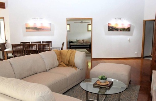 Boomerang Beach Casa | Timeless house with heated spa pool, walk to beaches.