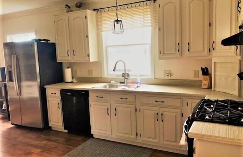 Ludington Casa | Timeless Memories - Victorian home located in the heart of Ludington