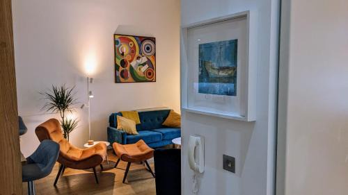 Plymouth Apartamento | Timeless Quarters within Royal William Yard