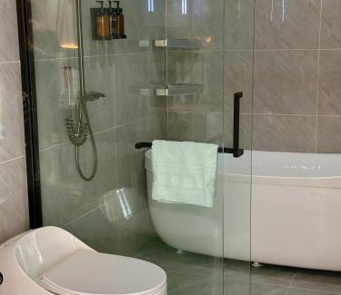 Freetown Hotel | Times Mansion Hotel King Twin bed
