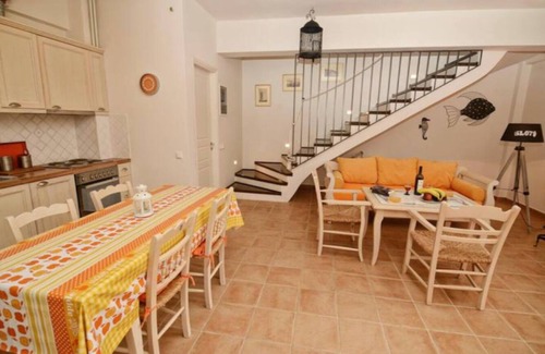 Agios Kirykos Casa | Timessa Maisonette in Agios Kirikos