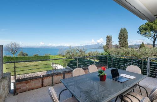 Cisano Casa | Timetofreedom Apartment Bellevue