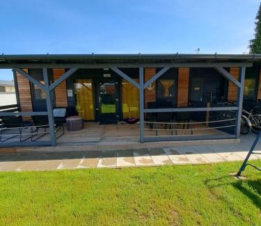 Tiszaorveny Apartamento | Tin Men Apartmanház