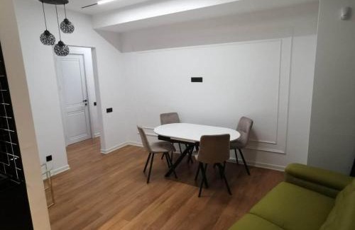 Saburtalo Apartamento | Tina Apartment N64