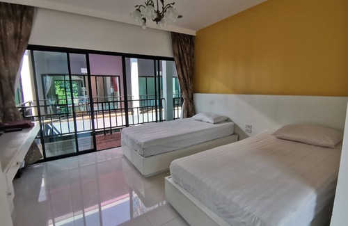 Thep Kasattri Hotel | Tina Boutique Resort