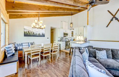 Tahoe Village Casa | Tina Court Retreat