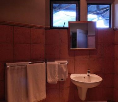 Phalaborwa Cabina | Tingala Lodge - Bed in the Bush