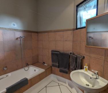 Phalaborwa Cabina | Tingala Lodge - Bed in the Bush