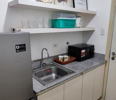 Las Pinas Apartamento | Tinseltown