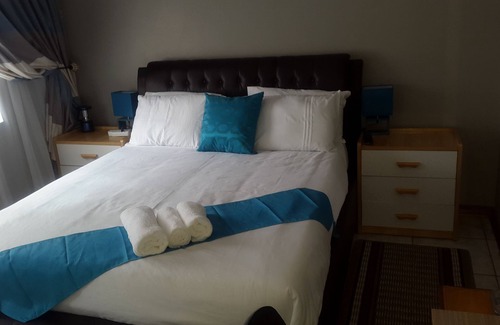 Francistown Cama Y Desayuno | Tintech Bed & Breakfast