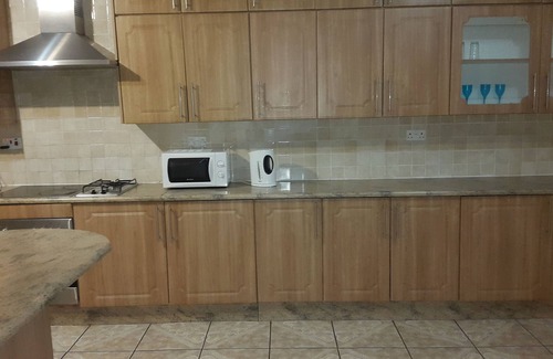 Francistown Cama Y Desayuno | Tintech Bed & Breakfast