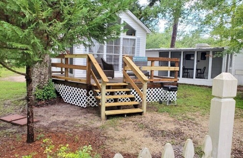 Gulf Shores Casa | “Tiny” Beach-Big Fun!! Close to Ballparks! Quiet, beautiful space!