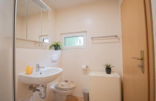 Ueckeritz Apartamento | Tiny-Bungalow - zum Strand 50m