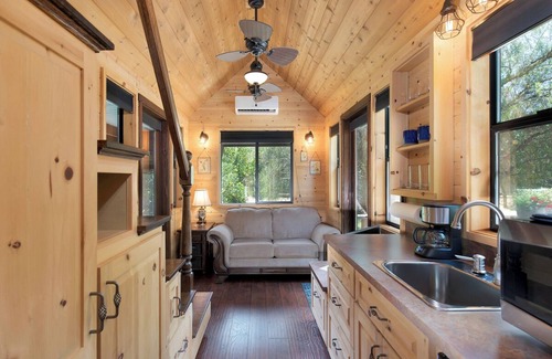 Rainbow CDP Cabina | Tiny Cabin con adicional al aire libre para dormir porche!