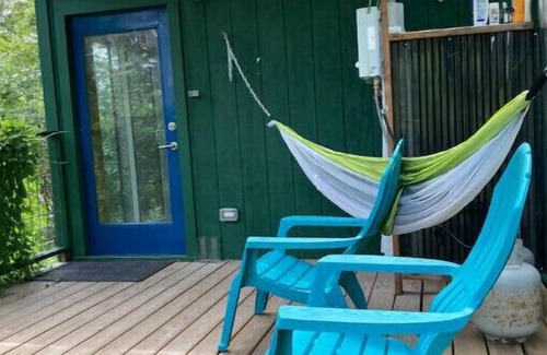 Kerhonkson Casa | Tiny cabin with privacy, comfort and mt views
