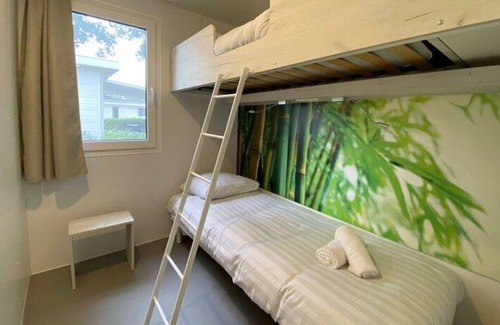 Dordtse Biesbosch Casa | Tiny Cottage 2+2 by Interhome