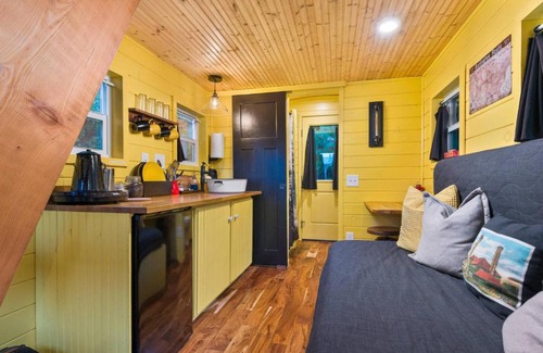 Kerns Casa | Tiny Digs Arthur House