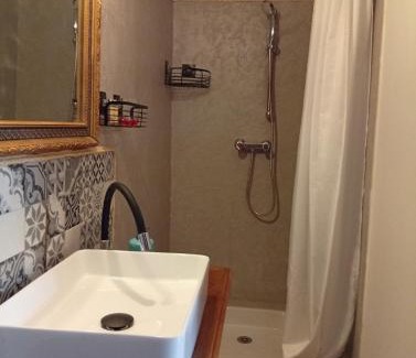 Saint-Martin-sous-Vigouroux Casa | Tiny Cantalou