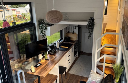 Plaue Casa | Tiny House Queen Dream with Private Terrace, Private Garden and Wi-Fi