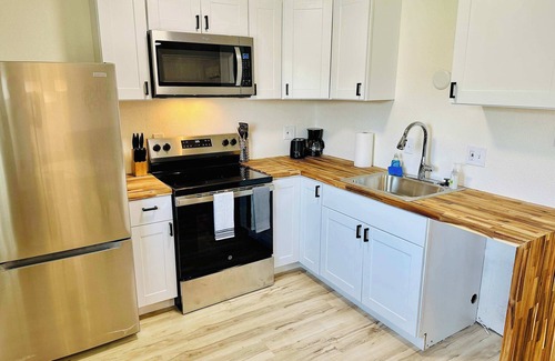 Old Southwest Casa | Tiny Haven Retreat|1Bedroom|1Bathroom|Sleeps 4