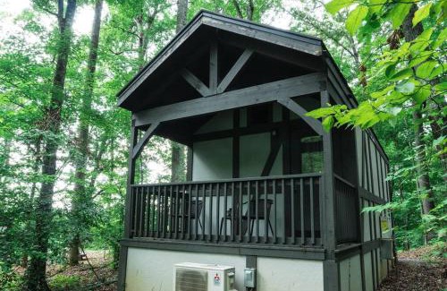 Sevierville Casa | Tiny Home Cottage Near the Smokies #9 Frieda