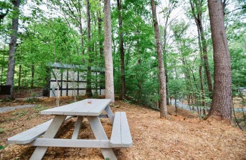 Sevierville Casa | Tiny Home Cottage Near the Smokies #9 Frieda