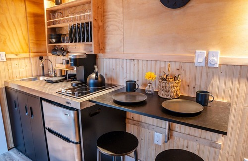 Chester Chalet De Esquí | Tiny home in Chester Nova Scotia. Hosted by Dordean Suites