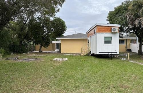 St. Petersburg Apartamento | Tiny Home in Downtown St Pete
