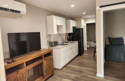 Leesburg Casa | Tiny Home in Leesburg - Convenient to Leesburg Landing and Cherokee Rock Village