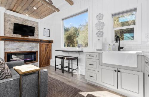 Lindsay Casa | Tiny Home | Lewis Ranch 1