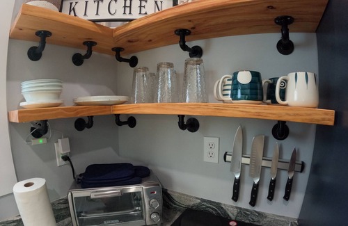 Kings Grant Cabaña | Tiny Home Minutes to Wrightsville Beach or Downtown Wilmington