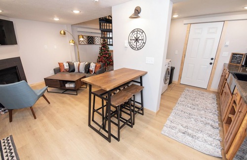 Sioux Falls Casa | Tiny Home on a Hill Close to Downtown, Sanford Premier Center and Airport
