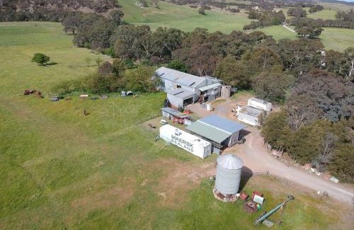 Yass River Apartamento | Tiny Home on Yass River - Private Farm Stay- Pet and Horse Friendly