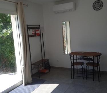 Entraigues-sur-la-Sorgue Apartamento | Tiny House T1