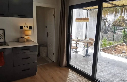 Bozburun Otro | Tiny House 1 Min to Beach in Bozburun, Marmaris