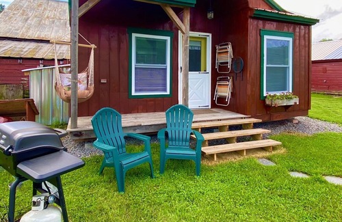 Hyde Park Cabina | Tiny House at Stony Brook Farm