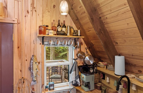 Henderson Cabina | Tiny House at Wishing Creek