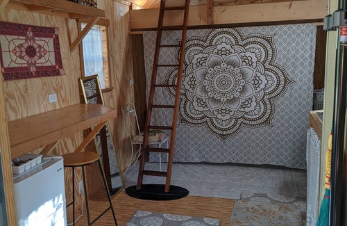 Edgar Apartamento | Cabaña Boho Tiny House - Retiro en el lago del norte de Florida