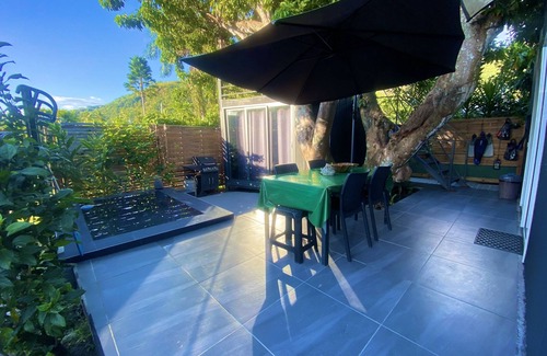 Punaauia Casa | Tiny house by the beach with its private pool
