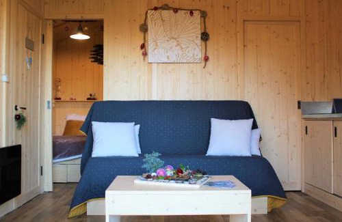 Magnieres Cabina | Tiny house - Cabane sur pilotis - Etat Nature
