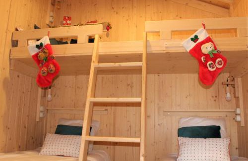 Magnieres Cabina | Tiny house - Cabane sur pilotis - Etat Nature